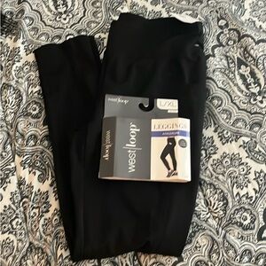 West Loop Athleisure Black Leggings